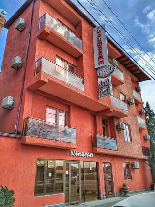 Отель B&B Europa Hotel Кутаиси-0